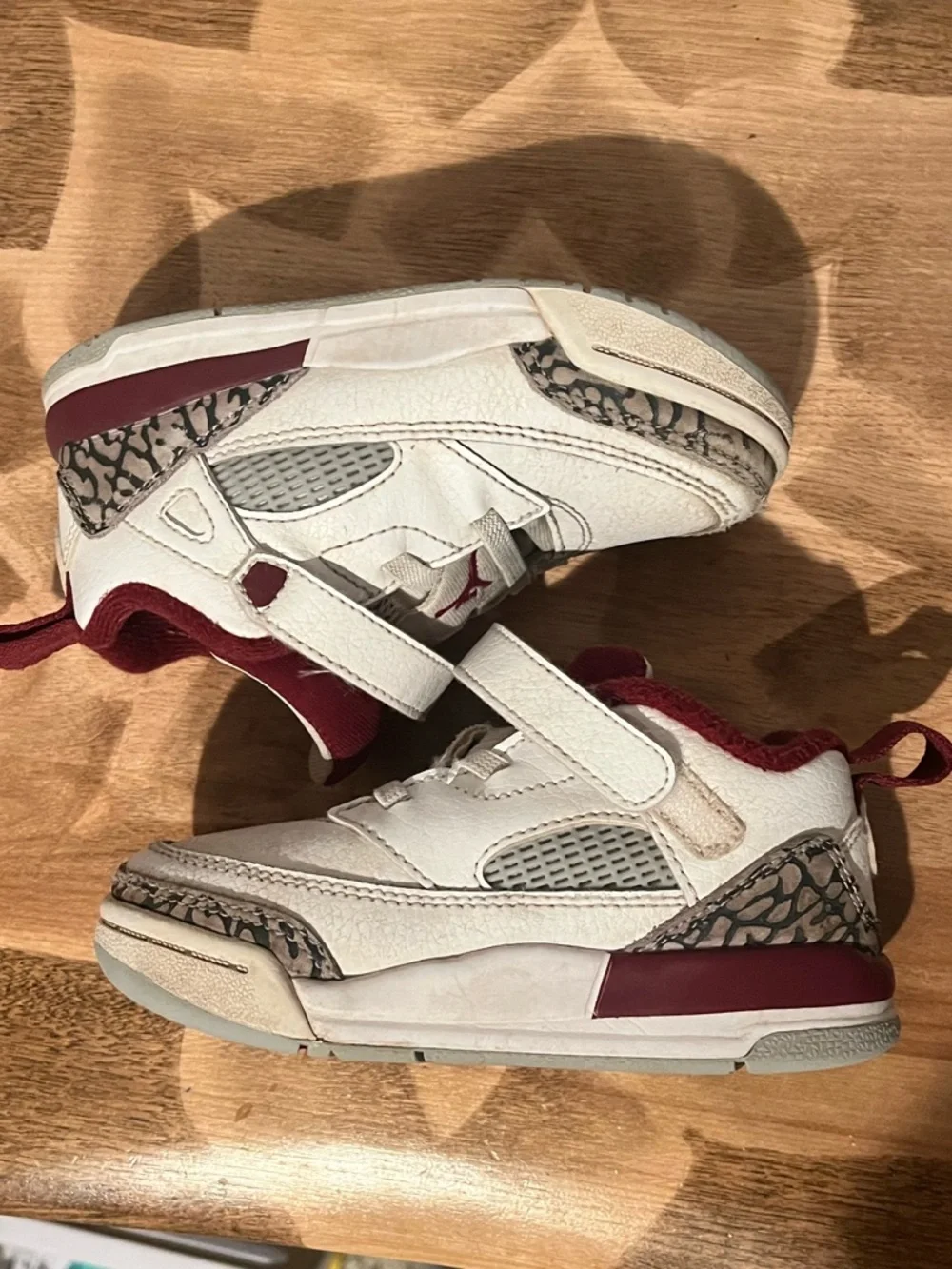 Nike Air Jordan Toddler Sneakers White/Red Elephant Print Size 7.5 - Picture 5 of 8